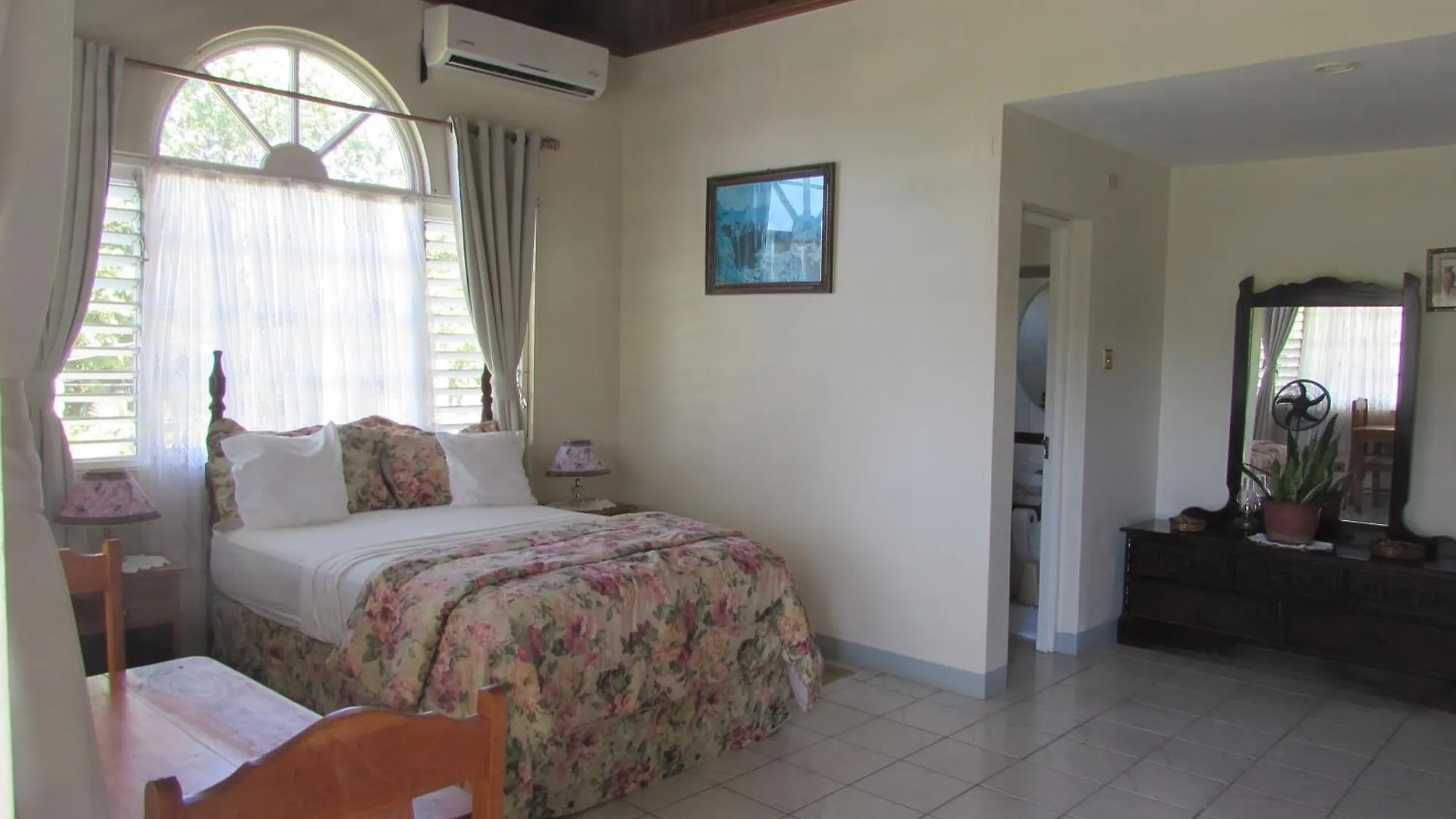 Nelsons Retreat Hotel Negril Guest house