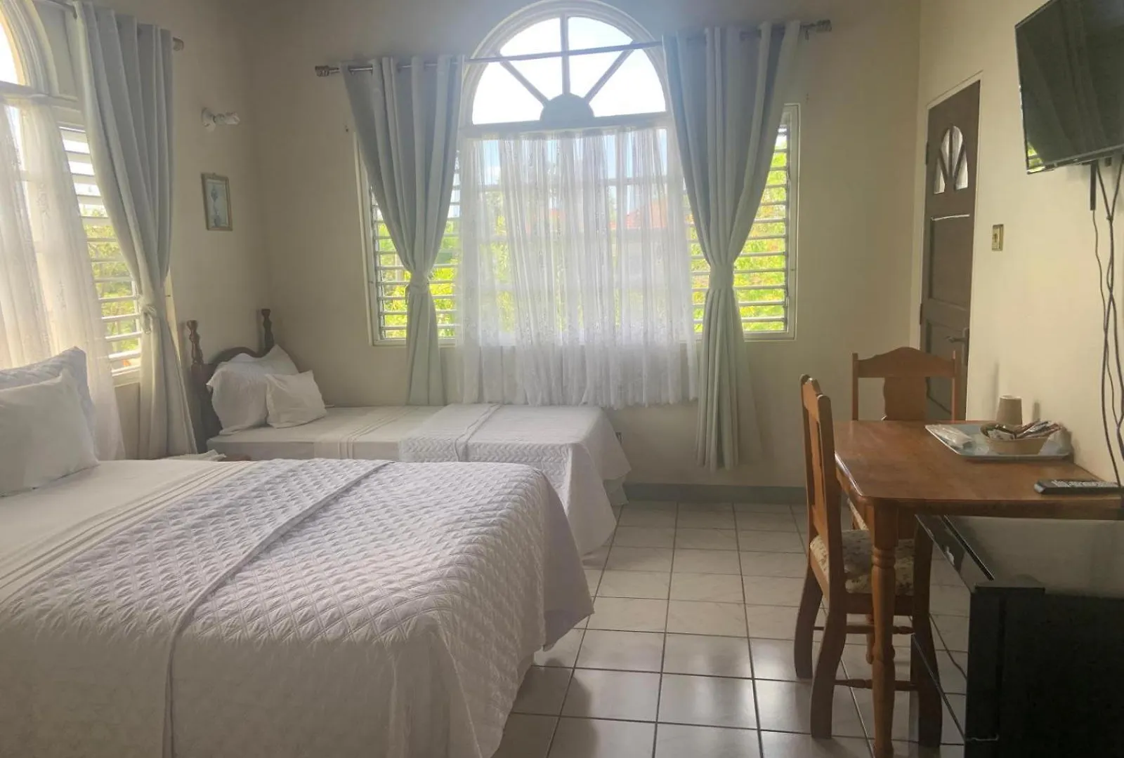 Nelsons Retreat Hotel Negril Guest house