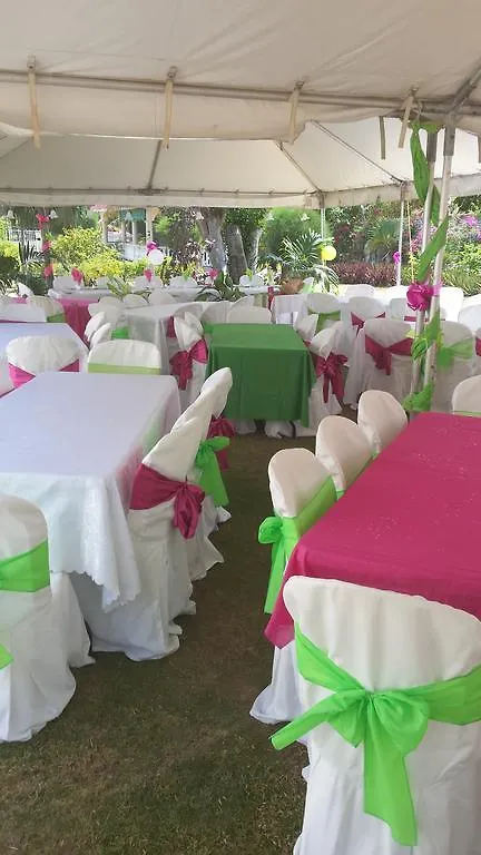 Nelsons Retreat Hotel Negril