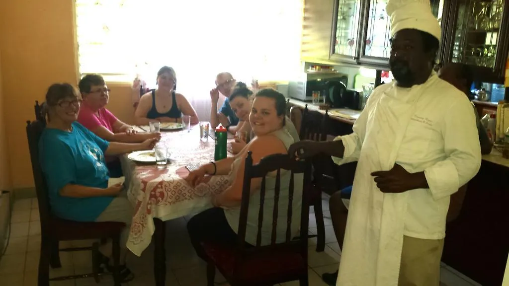 Nelsons Retreat Hotel Negril Guest house